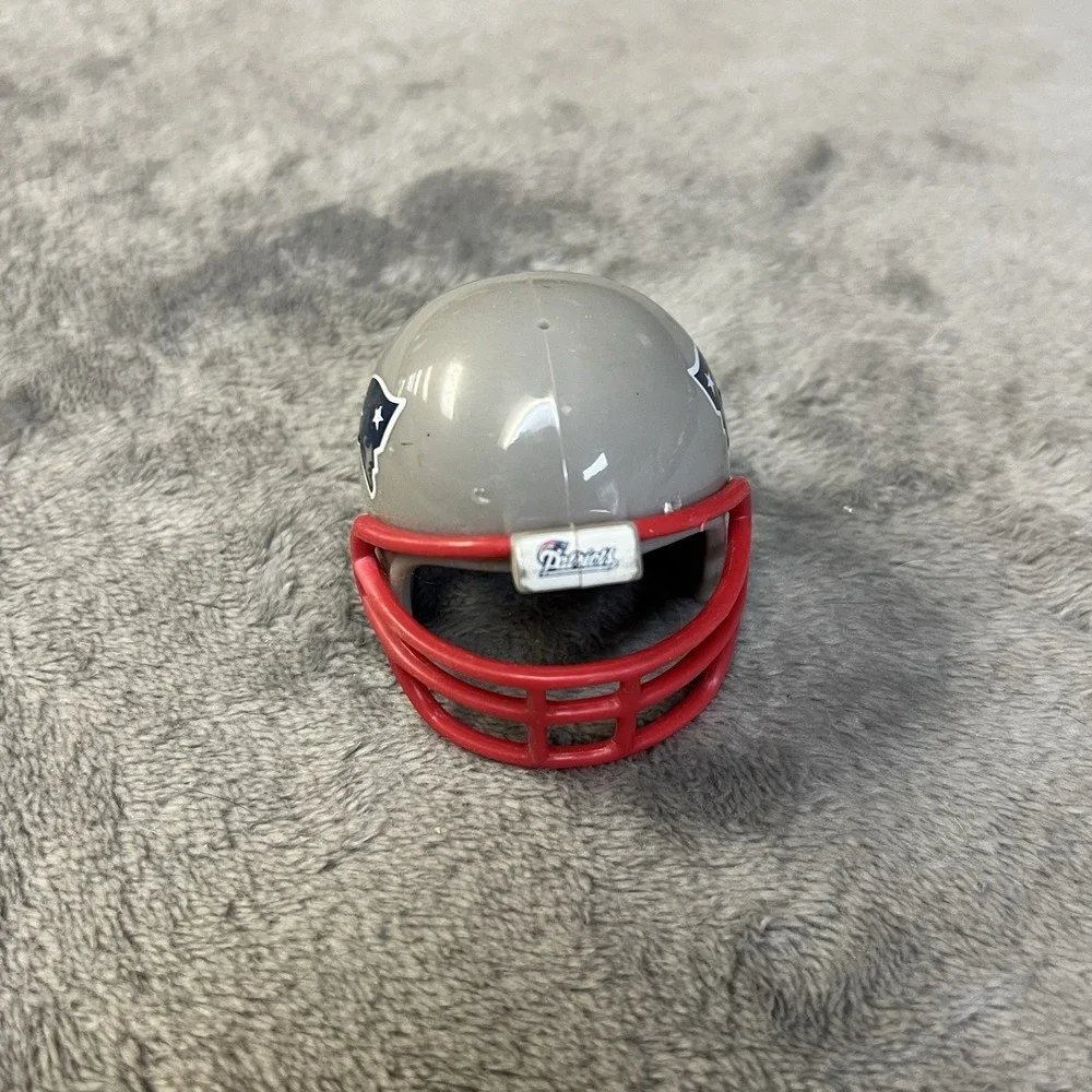 New England Patriots MIGHTY RACERS Replacement MINI Football HELMET Cake Topper